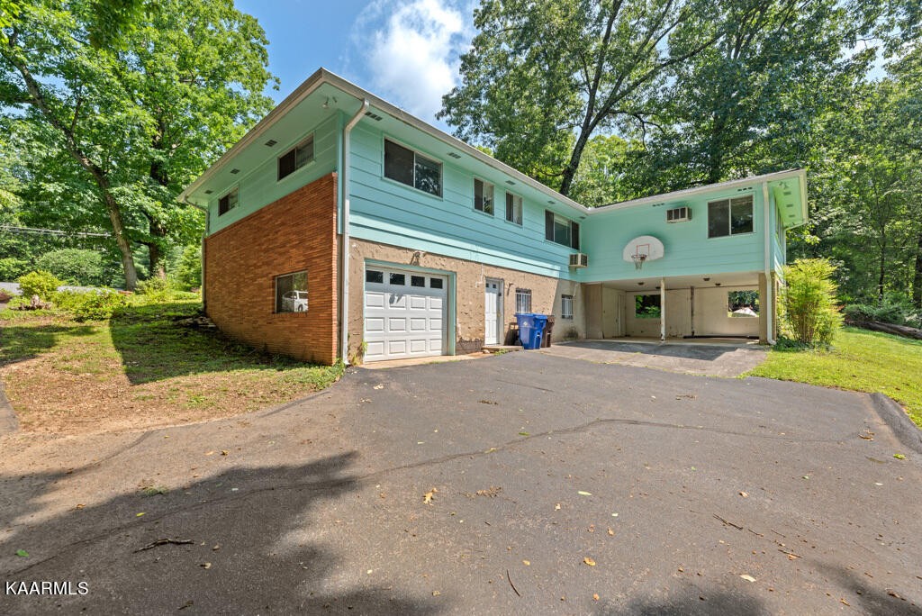 837 West Outer Drive Oak Ridge, TN 37830 - Photo 4 of 40 Gallery Image 4