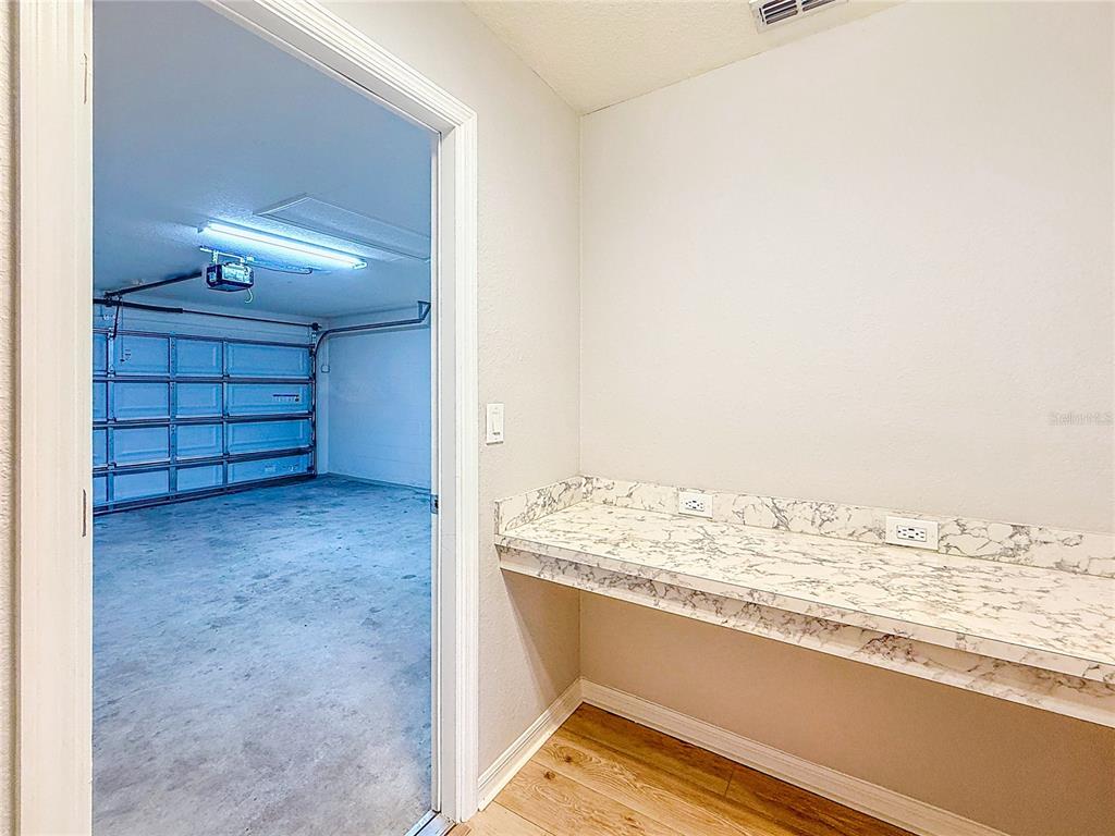 6945 Gideon Circle Zephyrhills, FL 33541 - Photo 24 of 45