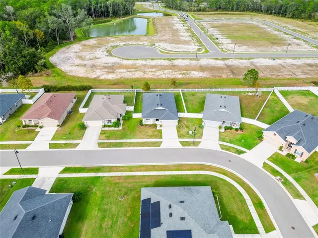 $2,400 | 6945 Gideon Circle, Zephyrhills, FL 33541