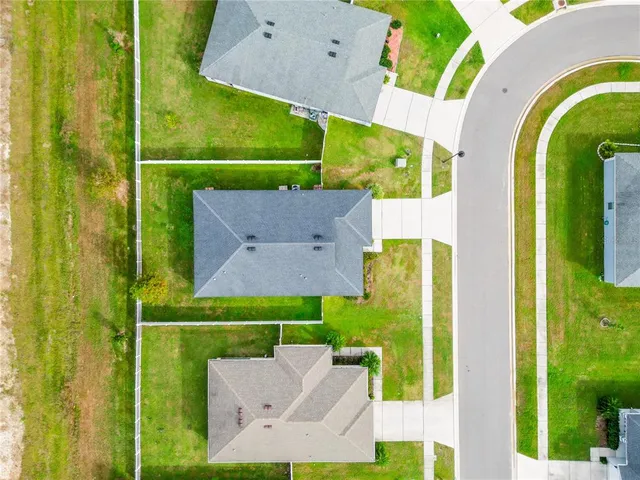 $2,400 | 6945 Gideon Circle, Zephyrhills, FL 33541