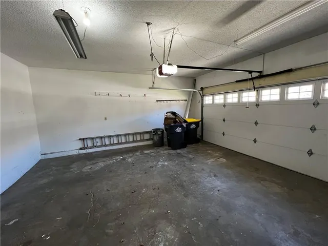 $249,900 | 2106 Southwest Still Meadows Lane, Blue Springs, MO 64015