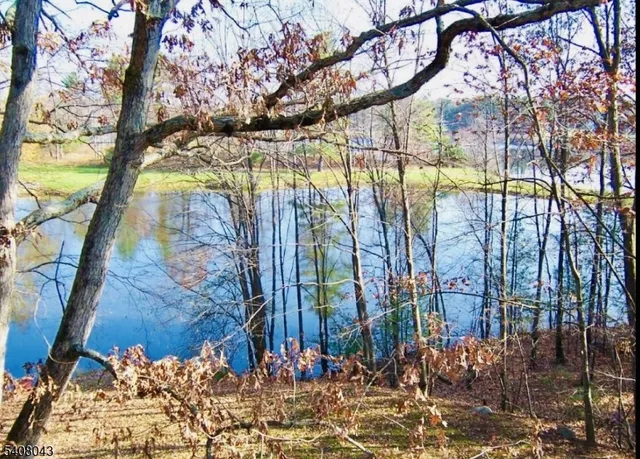 $149,999 | 230 D Lake Shore, Unit D, Montague, NJ 07827