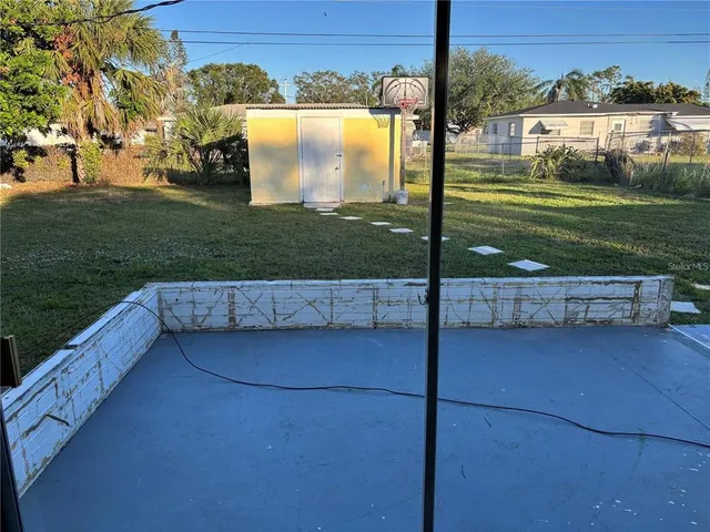 $1,900 | 4509 Seminole Street, Bradenton, FL 34207