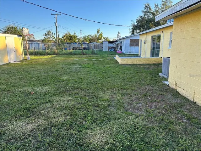 $1,900 | 4509 Seminole Street, Bradenton, FL 34207