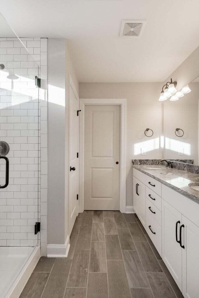 467 Eagleview Drive Moncks Corner, SC 29461 - Photo 18 of 31 Master bath