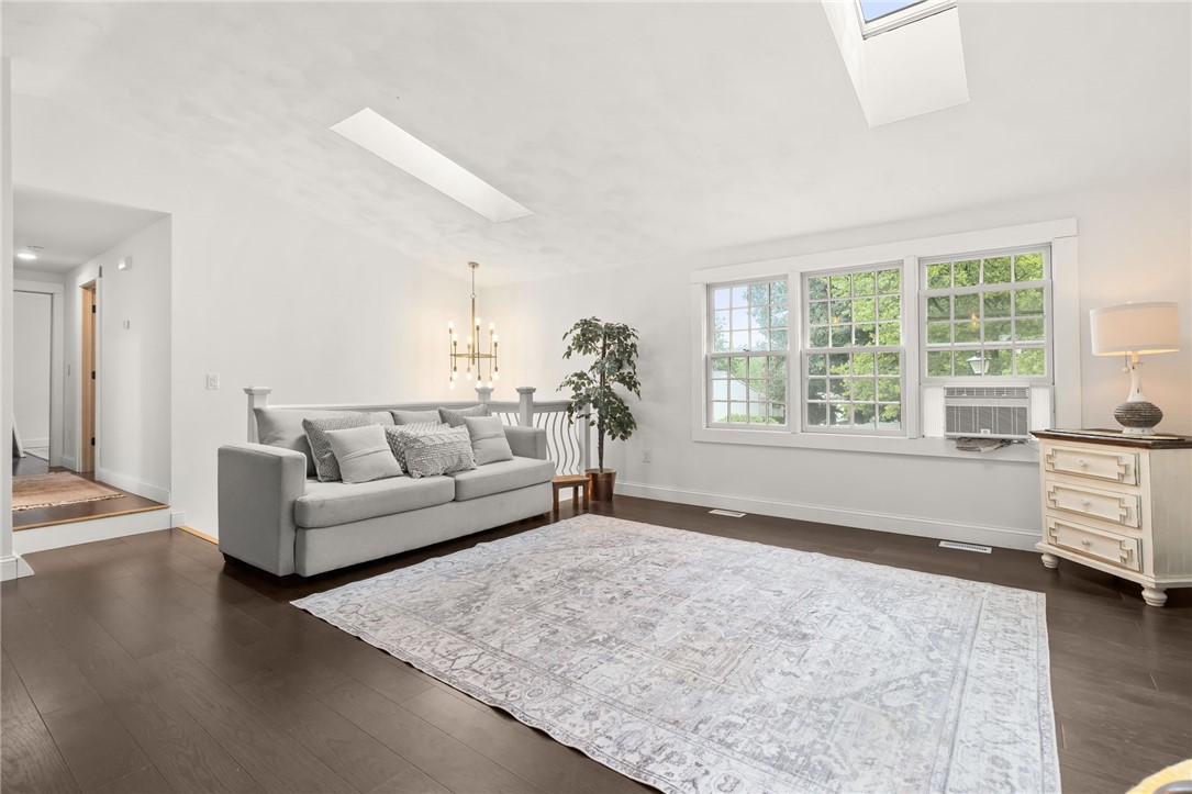 40 Poppy Place Warwick, RI 02886 - Photo 5 of 50