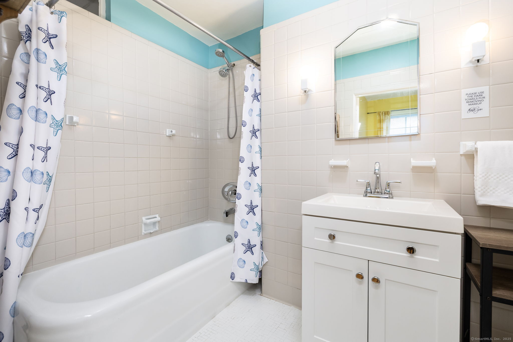 8 Pearl Street Groton, CT 06355 - Photo 22 of 40