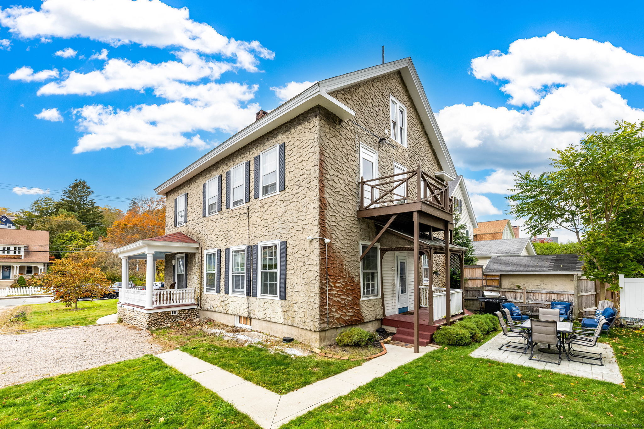 8 Pearl Street Groton, CT 06355 - Photo 8 of 40