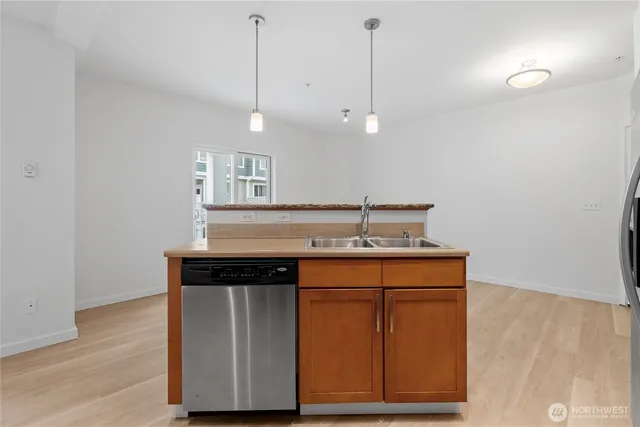 $240,000 | 2840 Southwest Raymond Street, Unit 203, Seattle, WA 98126