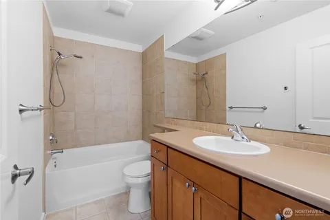 $240,000 | 2840 Southwest Raymond Street, Unit 203, Seattle, WA 98126