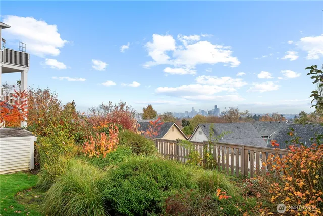 $240,000 | 2840 Southwest Raymond Street, Unit 203, Seattle, WA 98126