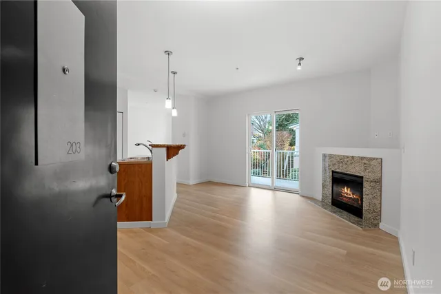 $240,000 | 2840 Southwest Raymond Street, Unit 203, Seattle, WA 98126