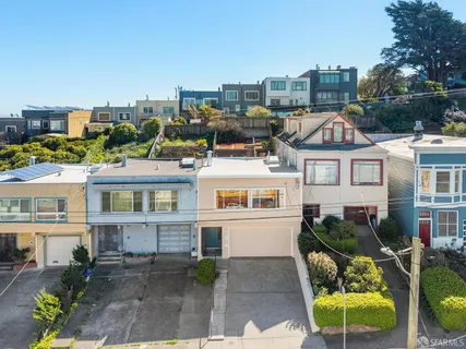$948,000 | 89 Athens Street, San Francisco, CA 94112