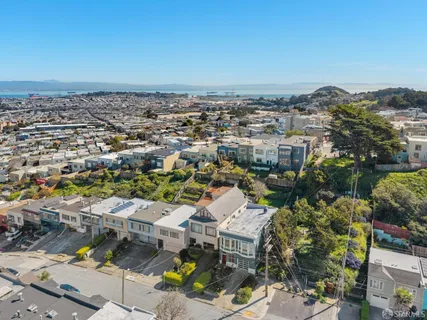 $948,000 | 89 Athens Street, San Francisco, CA 94112