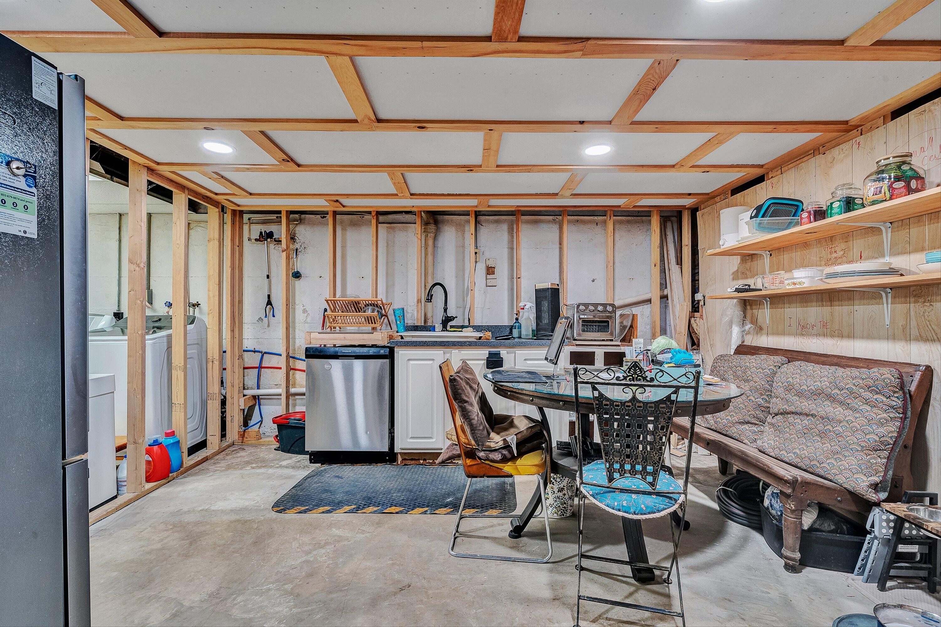 3125 Burnleigh Road Southwest Roanoke, VA 24014 - Photo 27 of 39 27-VM-02754