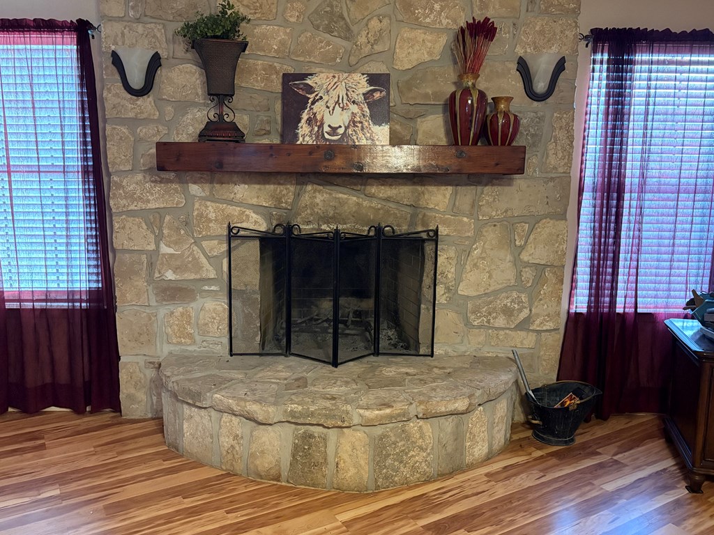 253 Molly Road, Unit 66 Brackettville, TX 78832 - Photo 6 of 33