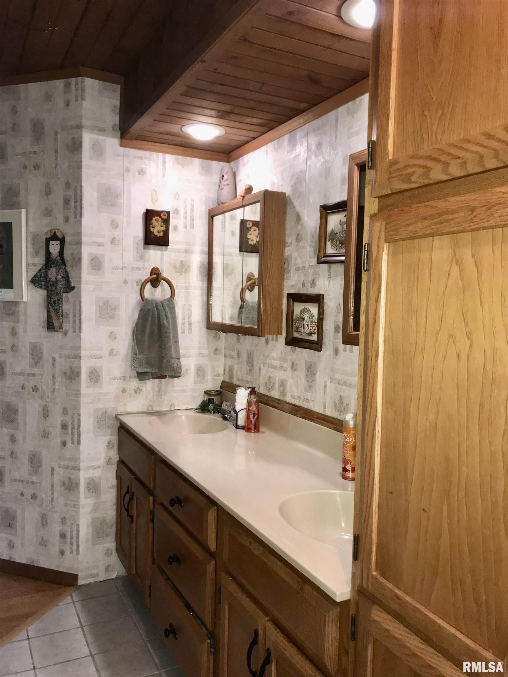 2495 North Reed Station Road Carbondale, IL 62901 - Photo 27 of 52