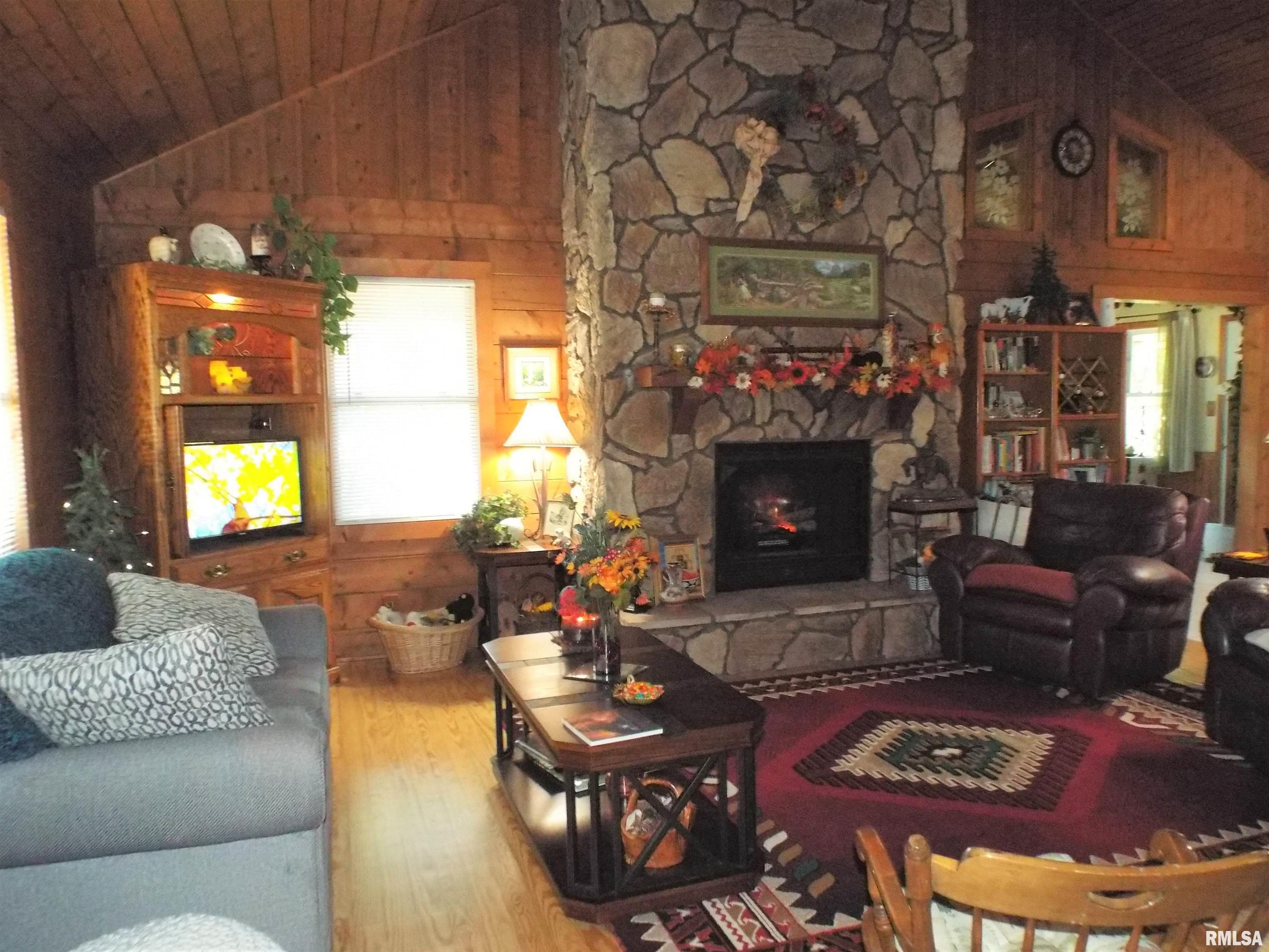 2495 North Reed Station Road Carbondale, IL 62901 - Photo 7 of 52