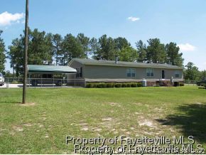 2090 Pages Lake Road St. Pauls, NC 28384 - Photo 5 of 21 Gallery Image 5