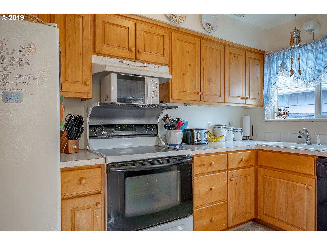 1289 Hawthorne Avenue Reedsport, OR 97467 - Photo 11 of 24 Gallery Image 11