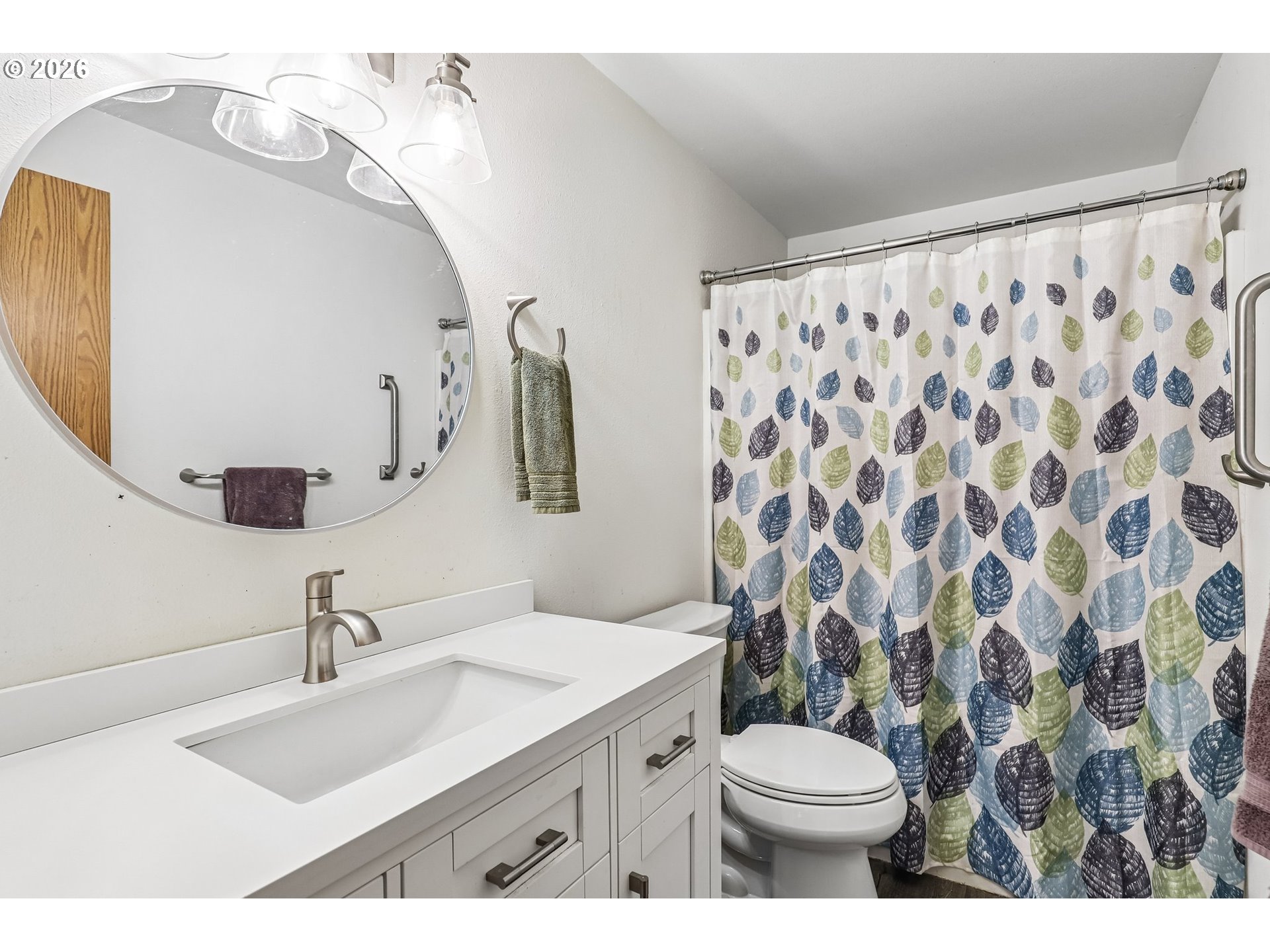 608 Southeast Sumner Street Camas, WA 98607 - Photo 20 of 39 a bathroom with a sink and a mirror