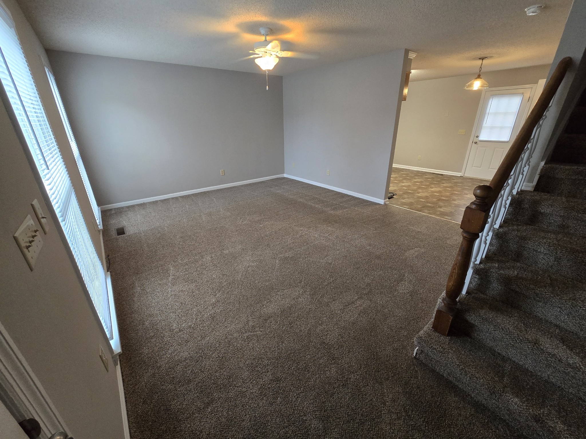 224 Hunter Drive Columbia, TN 38401 - Photo 4 of 13 a view of entryway