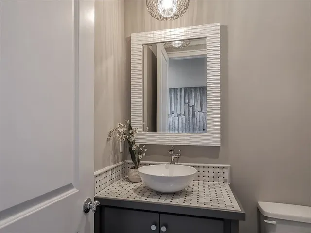 $2,058,900 | 15915 Glenfinnan Way, Belton, MO 64012