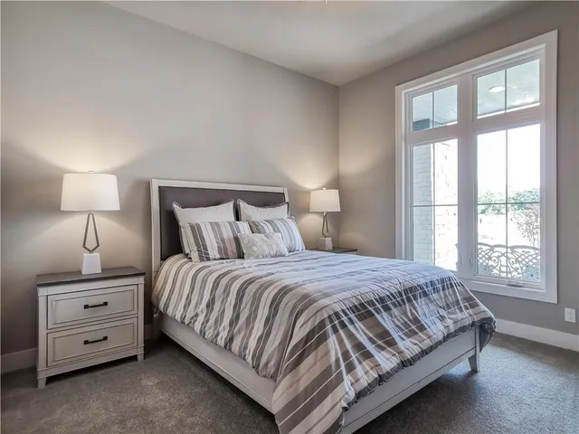 $2,058,900 | 15915 Glenfinnan Way, Belton, MO 64012