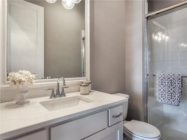 $2,058,900 | 15915 Glenfinnan Way, Belton, MO 64012