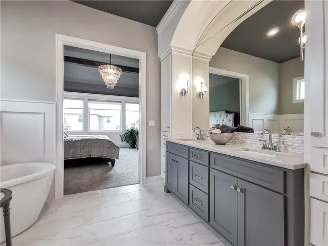 $2,058,900 | 15915 Glenfinnan Way, Belton, MO 64012