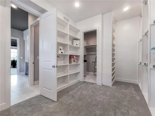 $2,058,900 | 15915 Glenfinnan Way, Belton, MO 64012