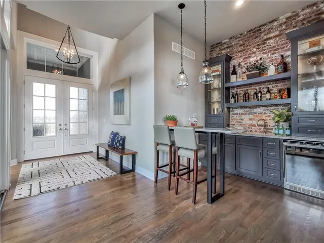 $2,058,900 | 15915 Glenfinnan Way, Belton, MO 64012