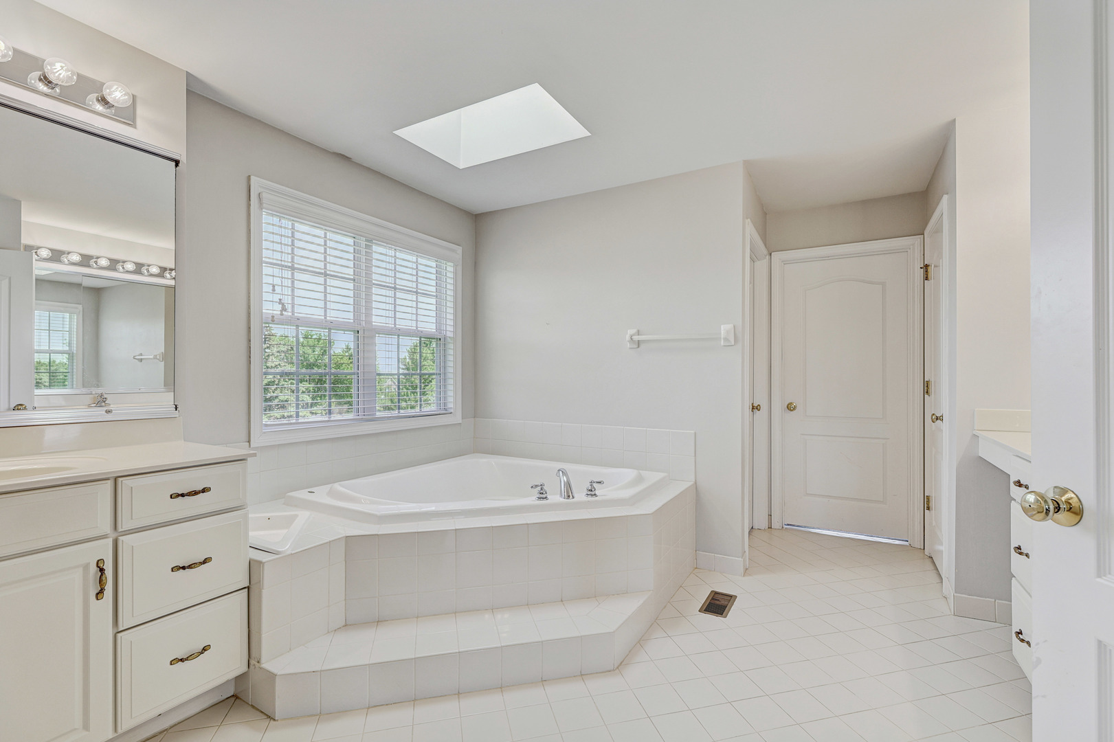 5587 Notting Hill Road Gurnee, IL 60031 - Photo 41 of 43