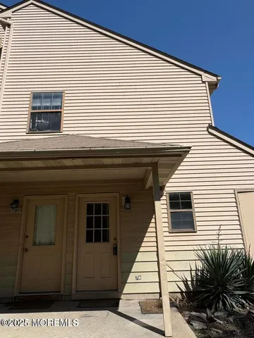 $2,300 | 702 Goldthread Court, Jackson, NJ 08527