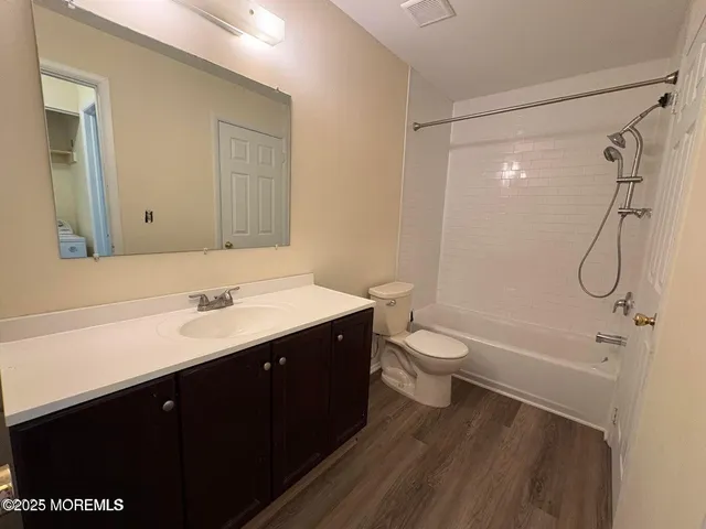 $2,300 | 702 Goldthread Court, Jackson, NJ 08527