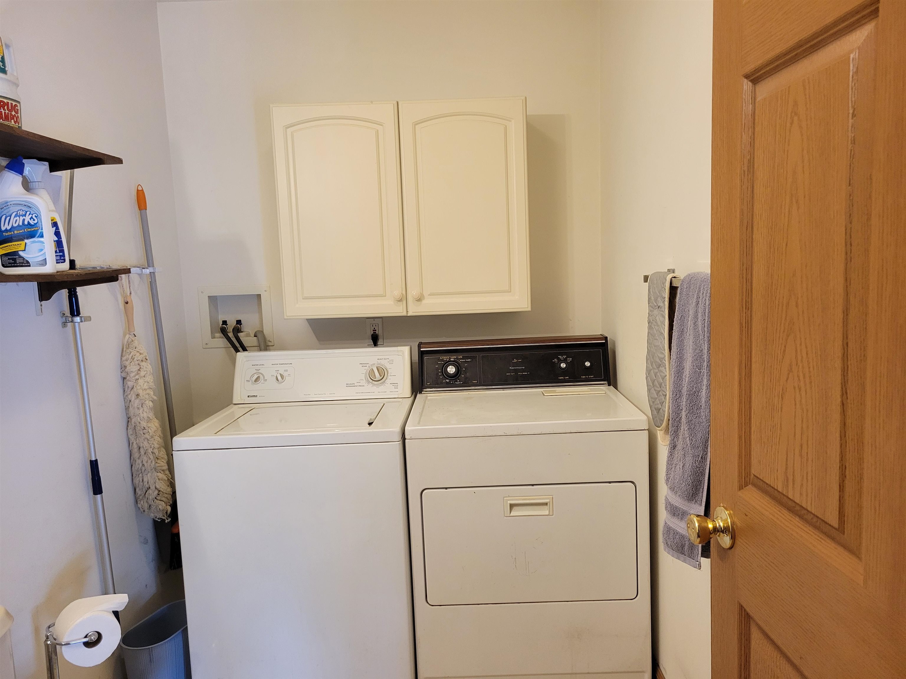 42 Chester Road Raymond, NH 03077 - Photo 11 of 34
