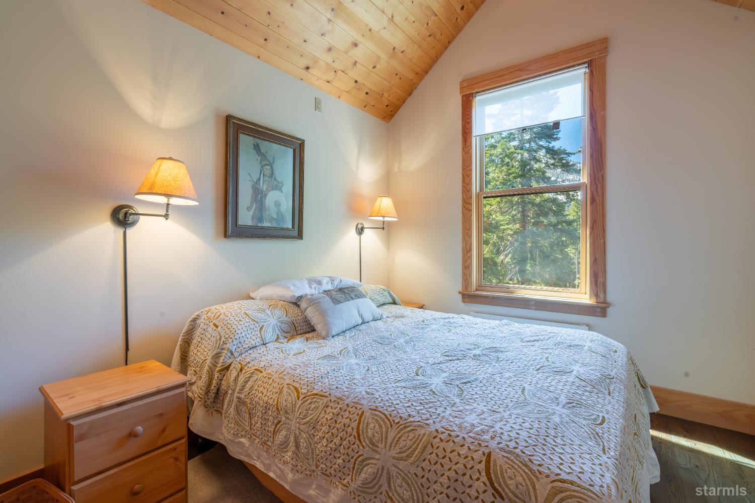 710 Fallen Leaf Road South Lake Tahoe, CA 96150 - Photo 24 of 37