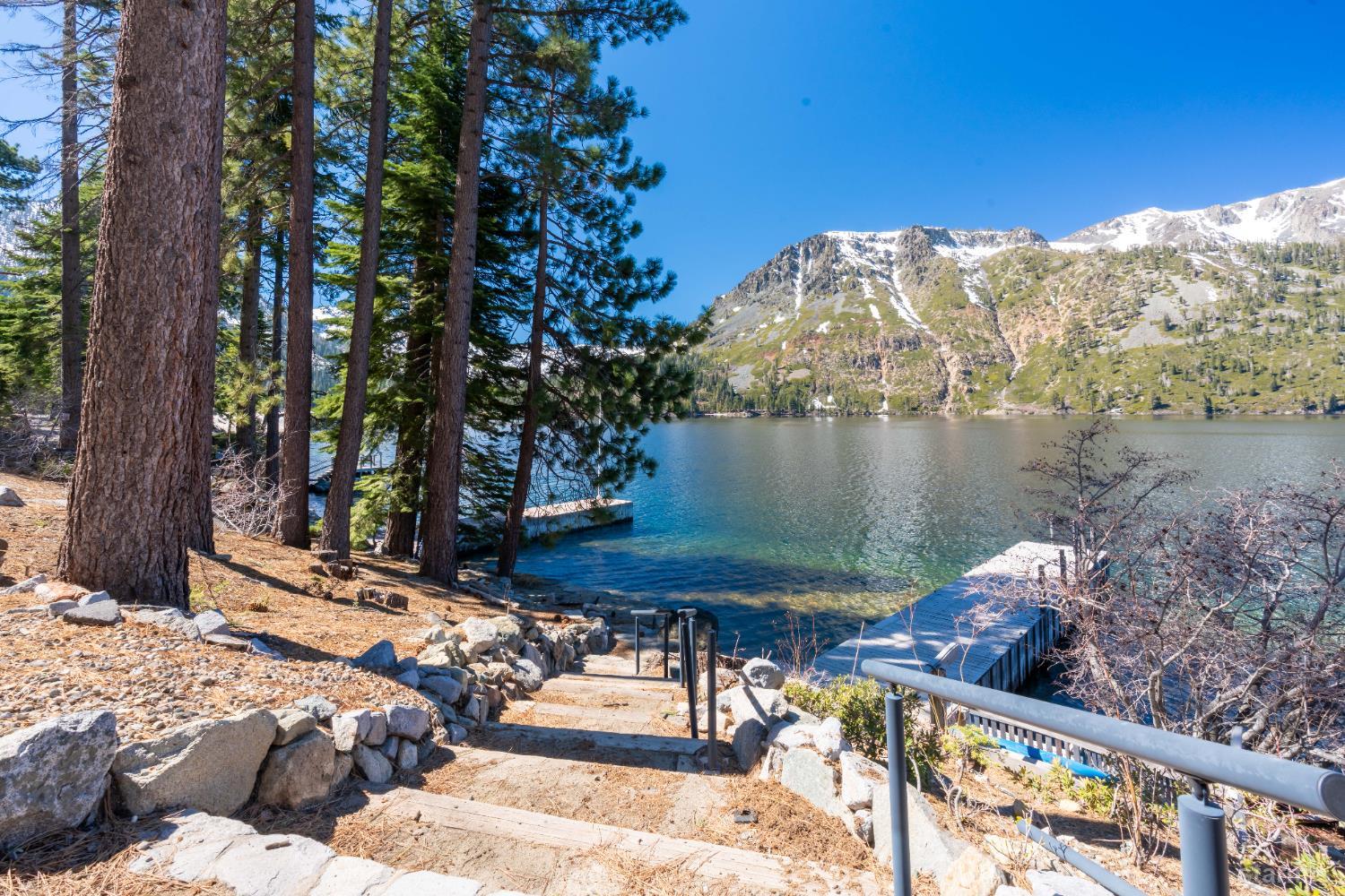 710 Fallen Leaf Road South Lake Tahoe, CA 96150 - Photo 3 of 37