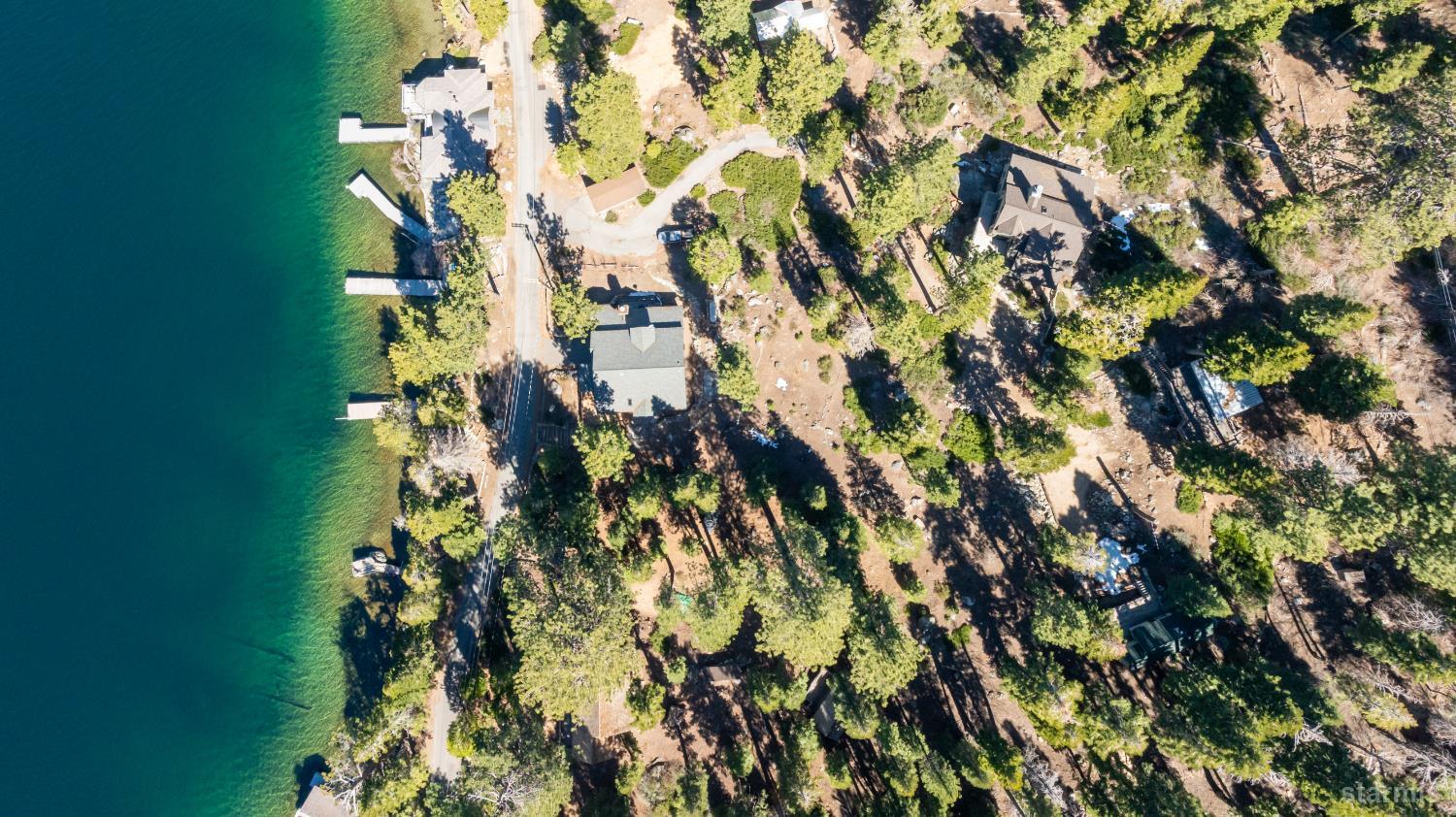 710 Fallen Leaf Road South Lake Tahoe, CA 96150 - Photo 5 of 37