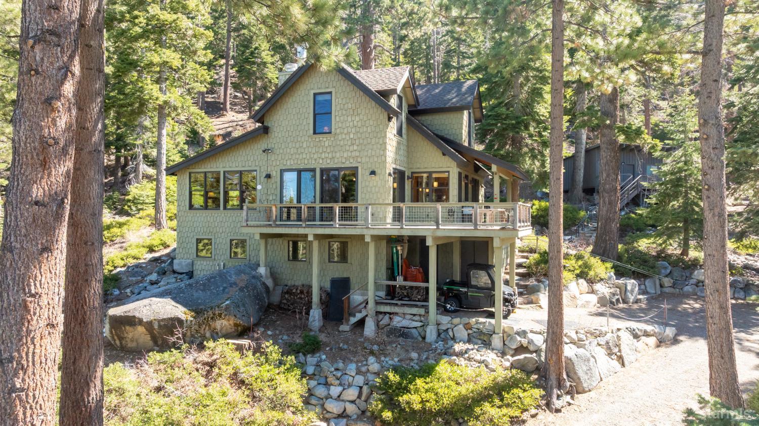 710 Fallen Leaf Road South Lake Tahoe, CA 96150 - Photo 6 of 37