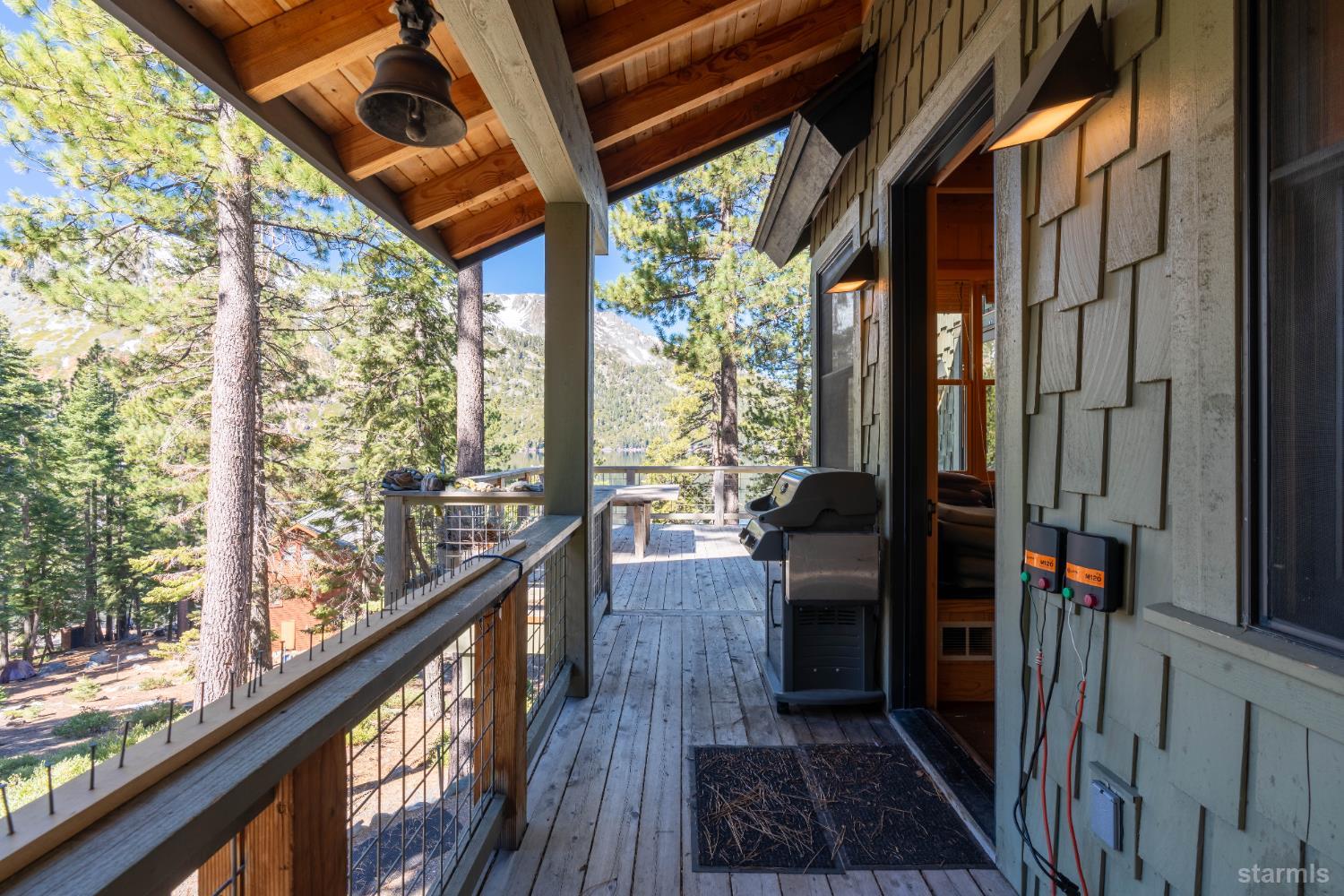 710 Fallen Leaf Road South Lake Tahoe, CA 96150 - Photo 9 of 37