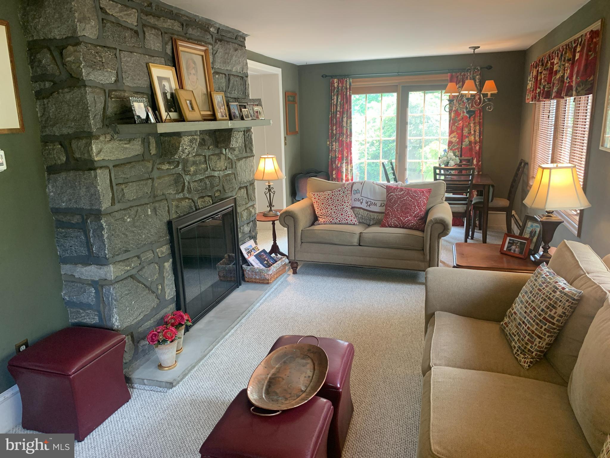 65 South Rolling Road Springfield, PA 19064 - Photo 21 of 70 Bright Sitting Room