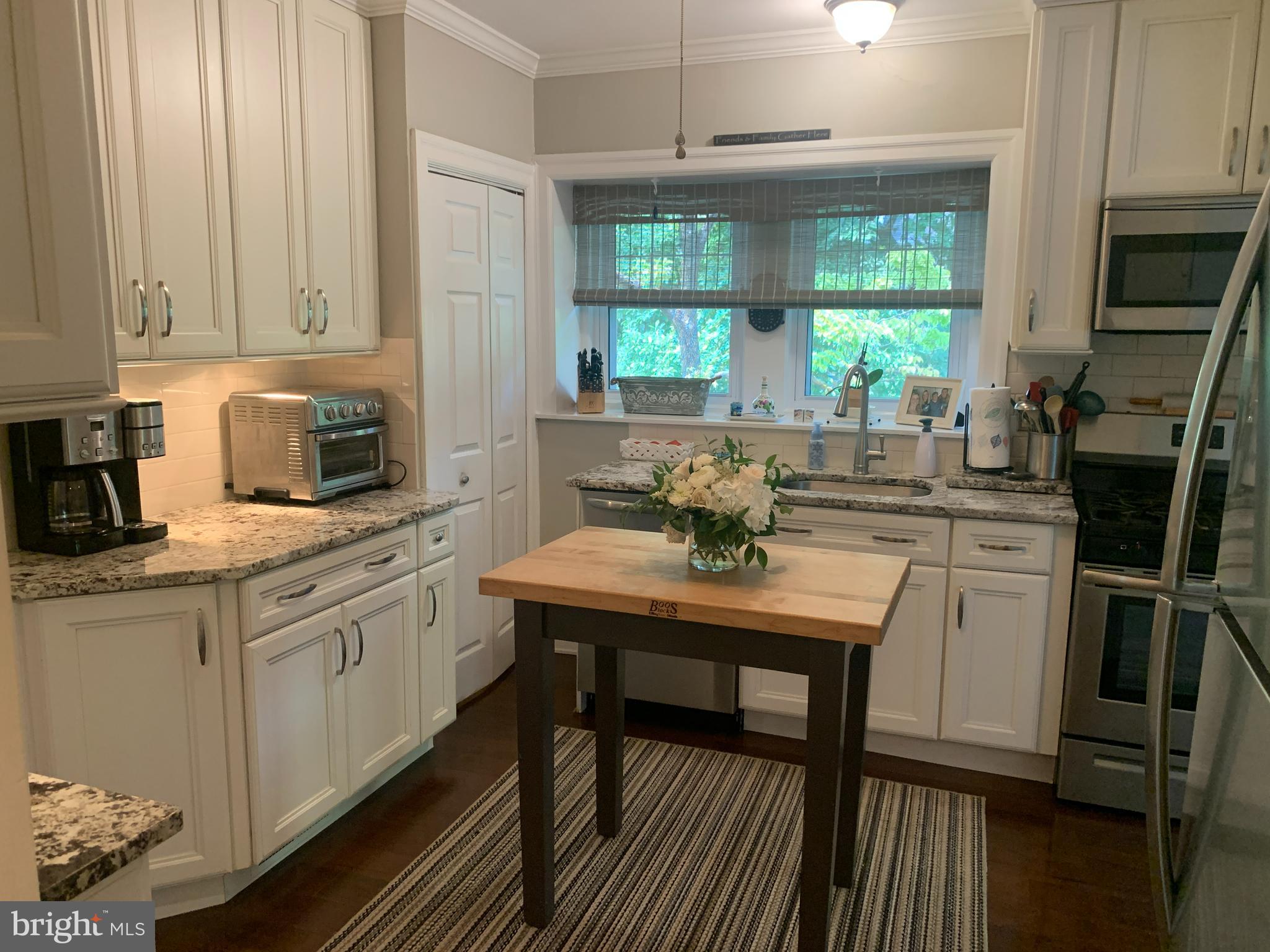 65 South Rolling Road Springfield, PA 19064 - Photo 28 of 70 Bright White Kitchen