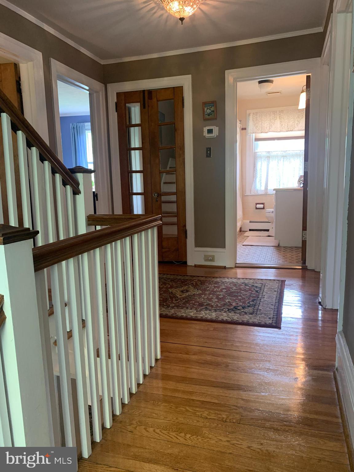 65 South Rolling Road Springfield, PA 19064 - Photo 41 of 70 2nd Floor Hallway