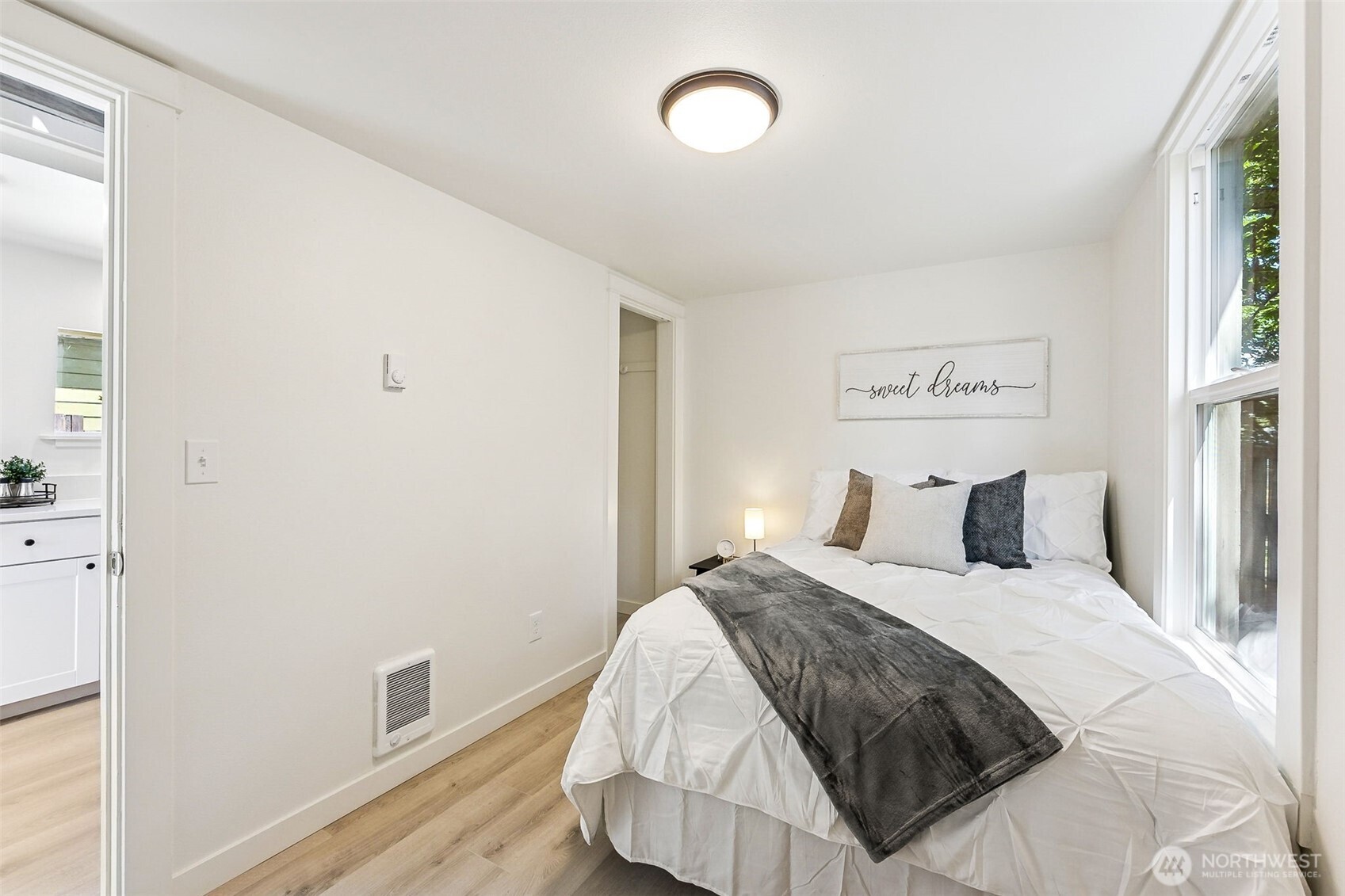 930 South M Street Tacoma, WA 98405 - Photo 12 of 33