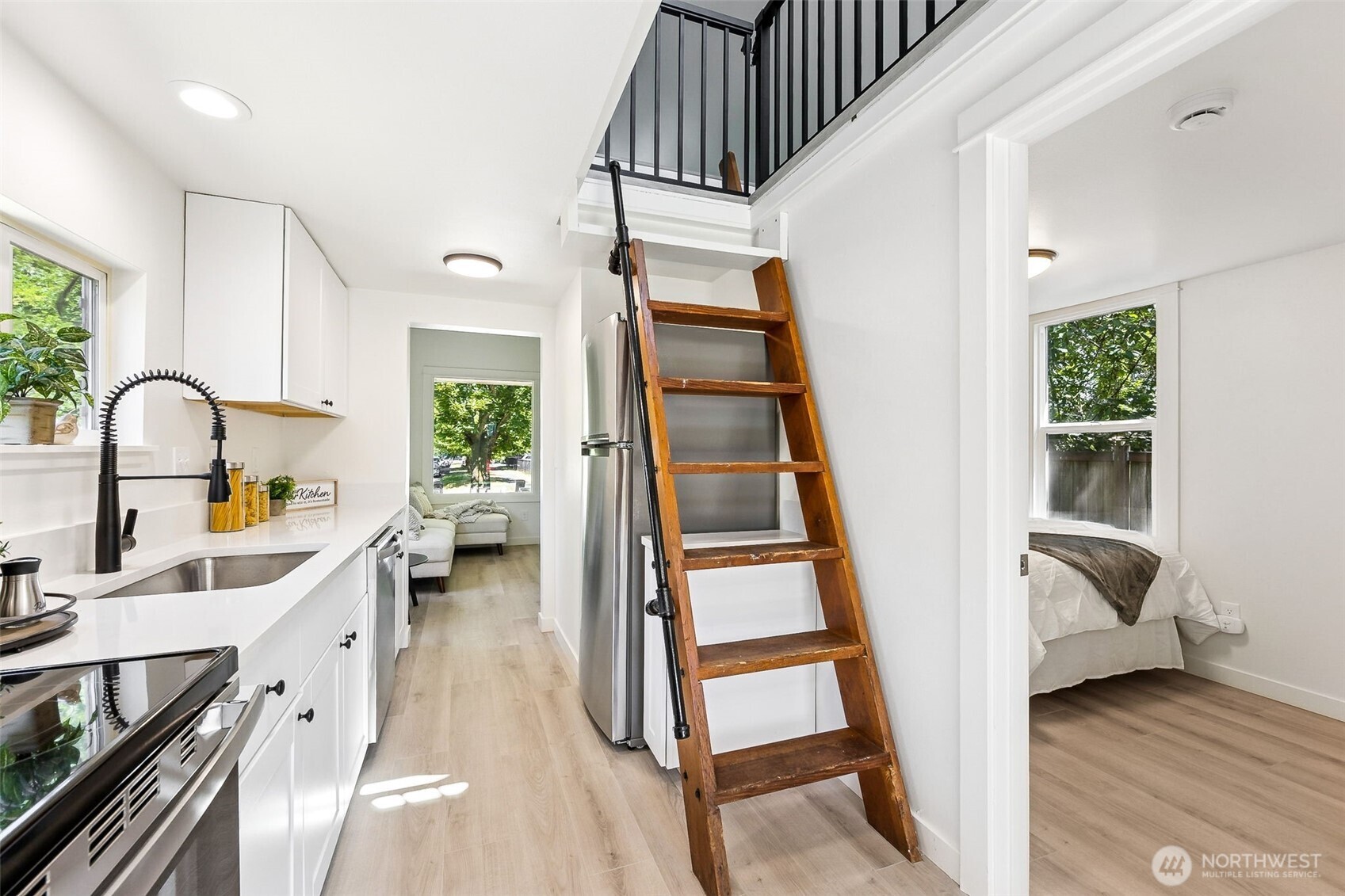 930 South M Street Tacoma, WA 98405 - Photo 10 of 33