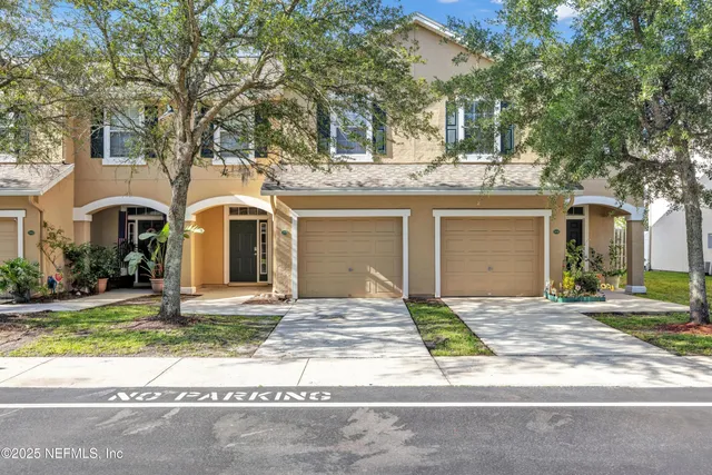 $195,000 | 5260 Collins Road, Unit 907, Jacksonville, FL 32244