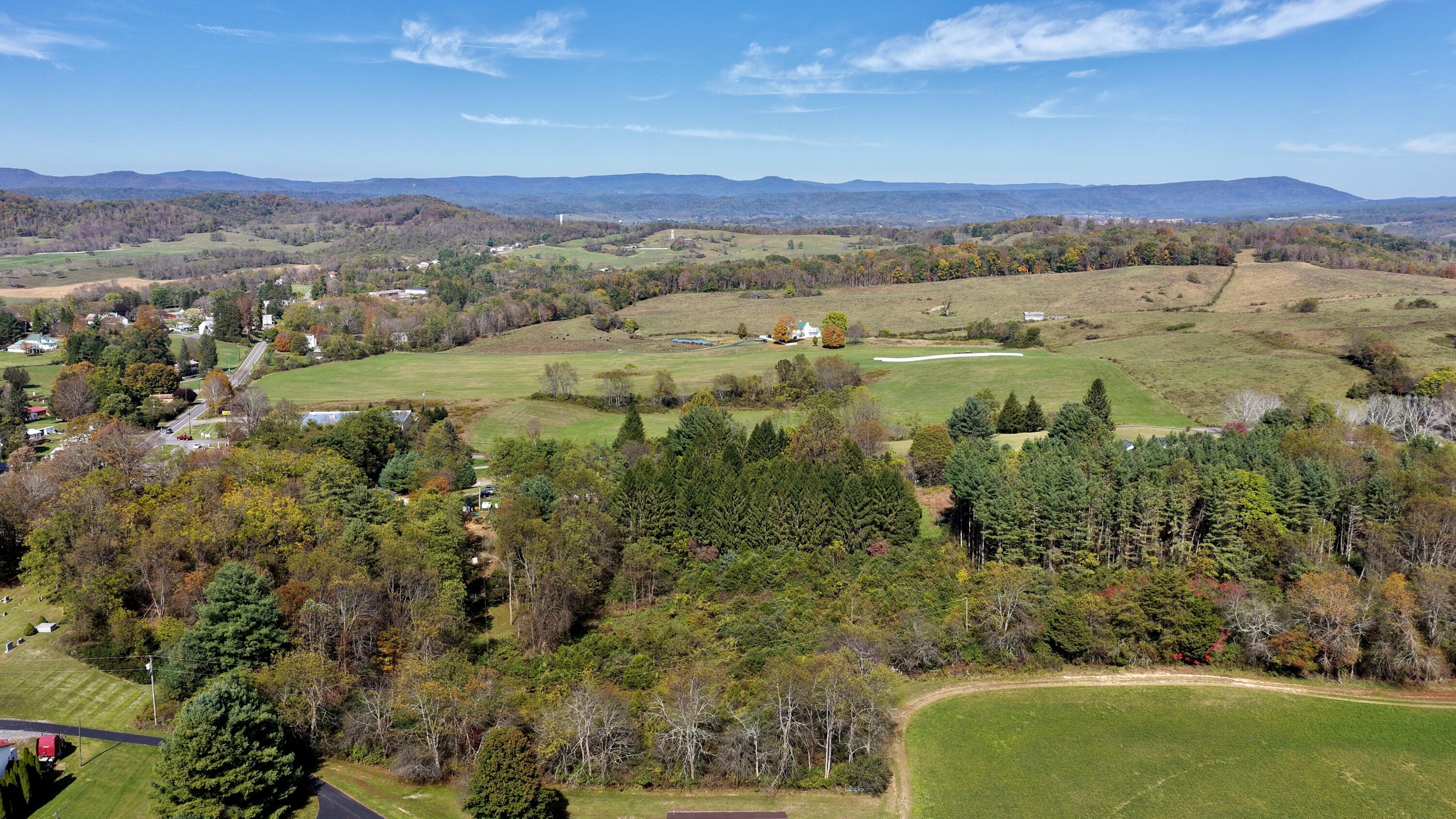 212 Anthony Ridge Road Frankford, WV 24938 - Photo 5 of 16 Gallery Image 5