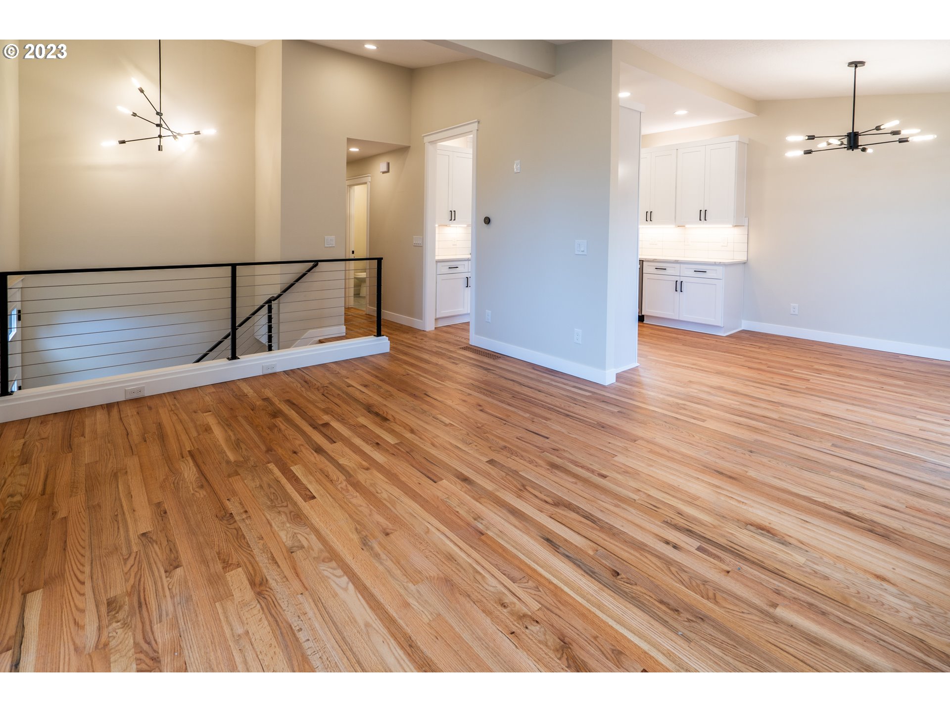 11850 Southwest Cheshire Road Beaverton, OR 97008 - Photo 6 of 30 Gallery Image 6