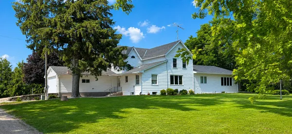 $374,900 | 44241 70th Avenue, Kenyon, MN 55946